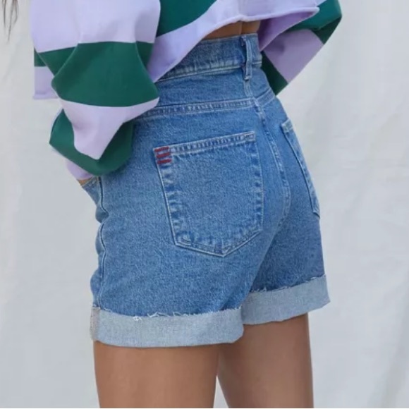 BDG Mandy High-Waisted Denim Short - Picture 6 of 7